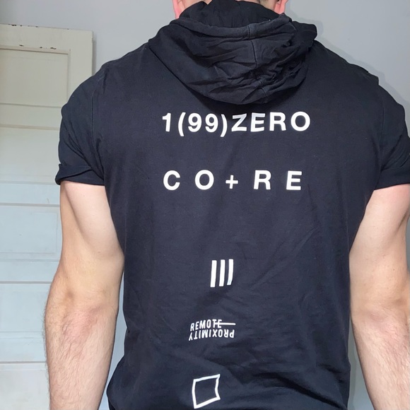 T SHIRTS - Picture 5 of 9